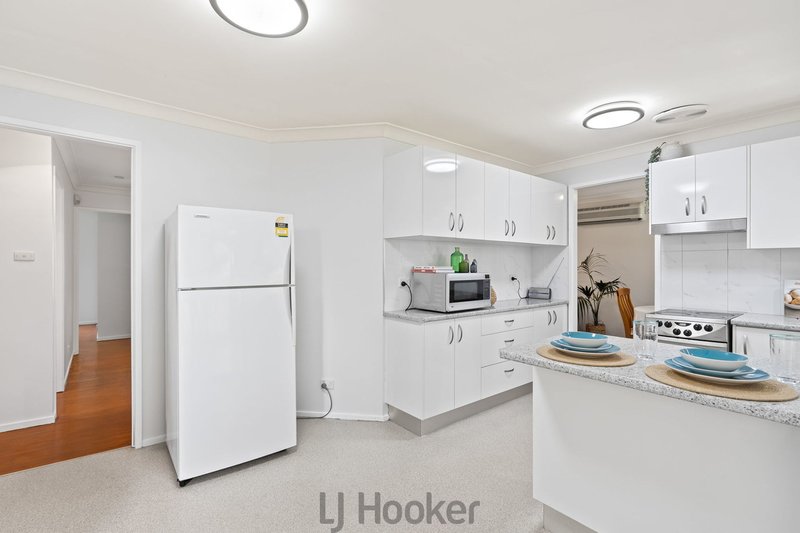 Photo - 14 Carlisle Row, Fishing Point NSW 2283 - Image 7