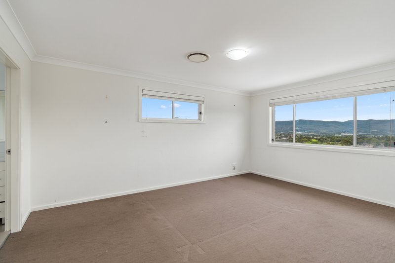 Photo - 14 Carlyle Close, Dapto NSW 2530 - Image 5