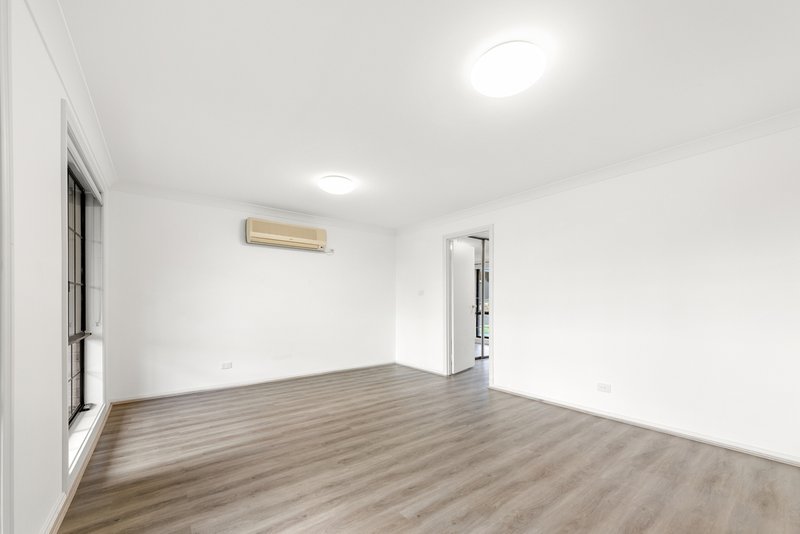 Photo - 14 Carmen Crescent, Cherrybrook NSW 2126 - Image 5