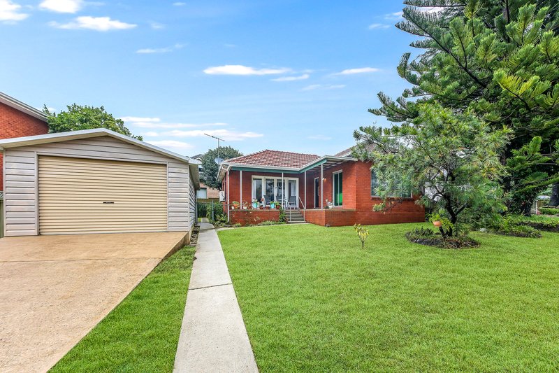 14 Carnegie Road, Chester Hill NSW 2162