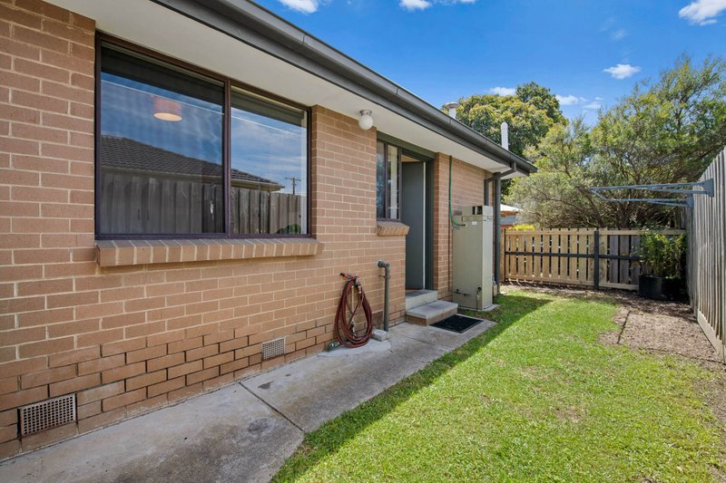 Photo - 1/4 Carnoustie Grove, Mornington VIC 3931 - Image 10