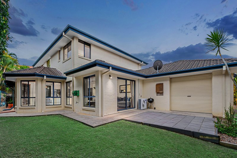 Photo - 14 Carrington Place, Bridgeman Downs QLD 4035 - Image 20