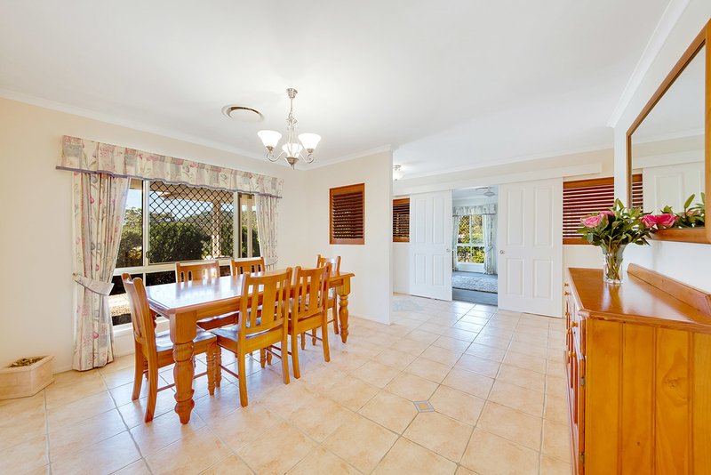 Photo - 14 Carthurbie Court, New Auckland QLD 4680 - Image 4