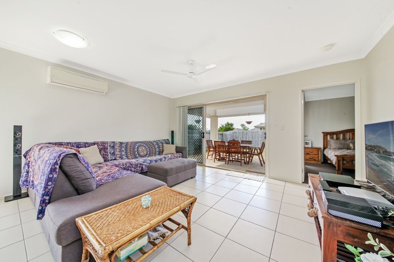 Photo - 14 Cascades Street, North Lakes QLD 4509 - Image 6