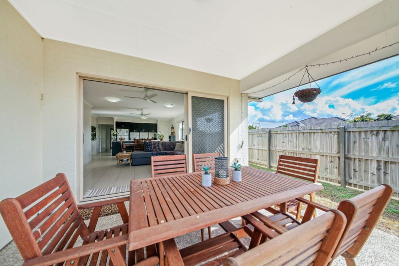 Photo - 14 Cascades Street, North Lakes QLD 4509 - Image 12