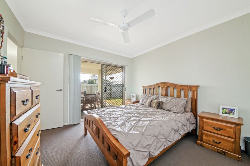 Photo - 14 Cascades Street, North Lakes QLD 4509 - Image 15