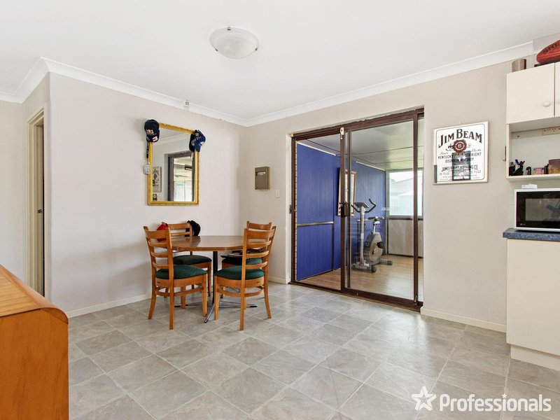 Photo - 14 Casilda Place, Cooloongup WA 6168 - Image 3