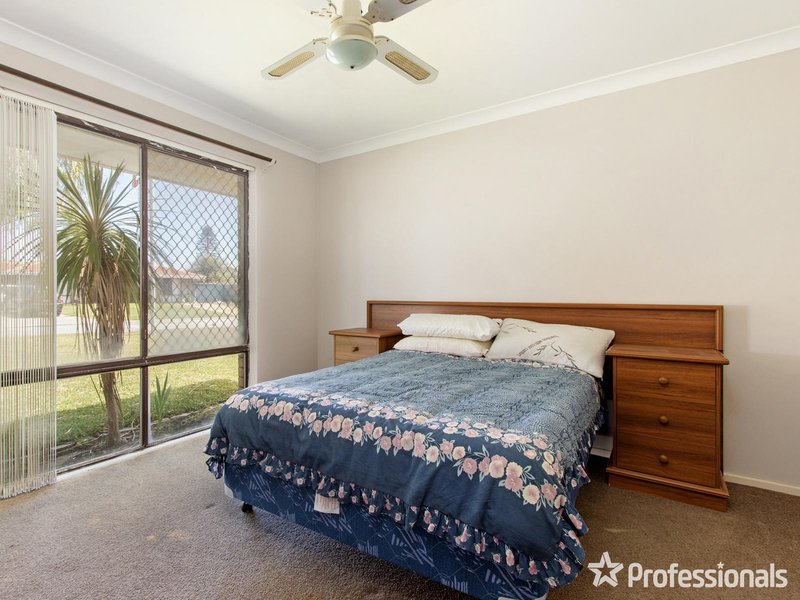 Photo - 14 Casilda Place, Cooloongup WA 6168 - Image 6