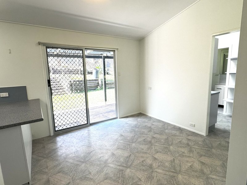 Photo - 14 Cassandra Street, Chapel Hill QLD 4069 - Image 6