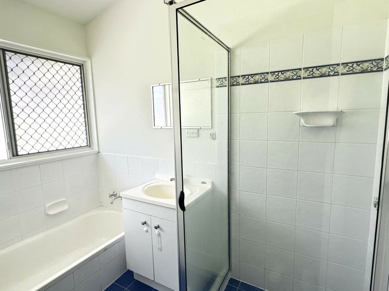 Photo - 14 Cassandra Street, Chapel Hill QLD 4069 - Image 10