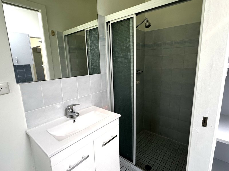 Photo - 14 Cassandra Street, Chapel Hill QLD 4069 - Image 11
