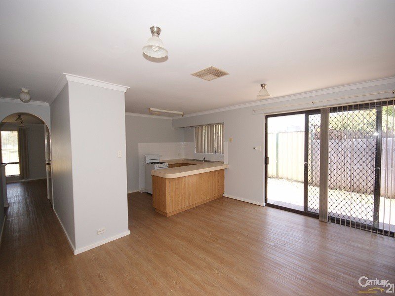 Photo - 14 Casserley Road, Rockingham WA 6168 - Image 8