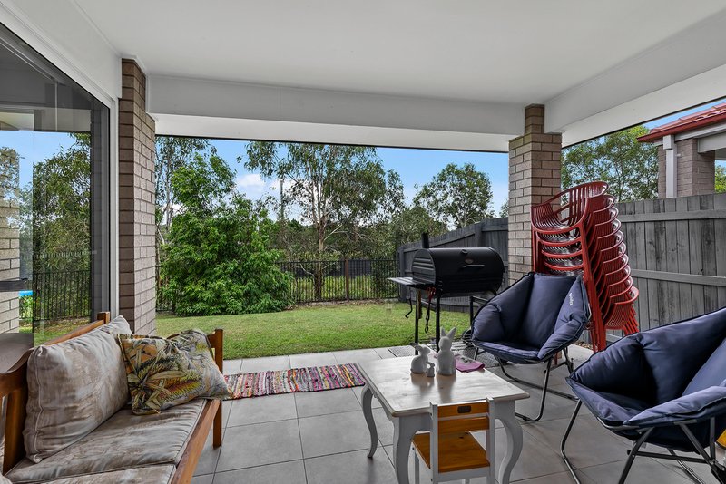 Photo - 14 Cassidy Crescent, Bridgeman Downs QLD 4035 - Image 12