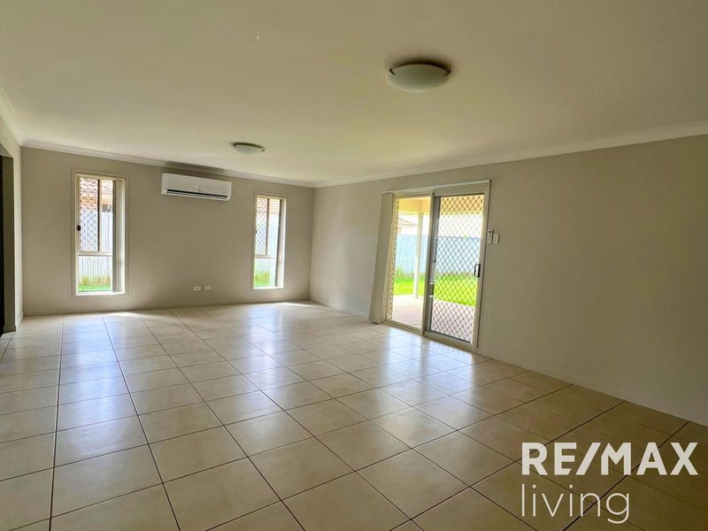 Photo - 14 Castle Court, Caboolture QLD 4510 - Image 3