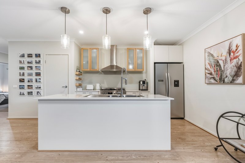 Photo - 14 Casuarina Road, Officer VIC 3809 - Image 8