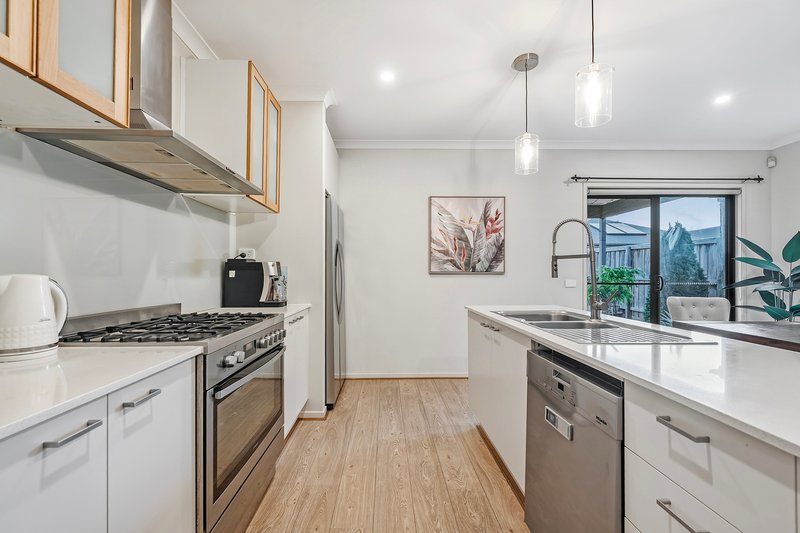Photo - 14 Casuarina Road, Officer VIC 3809 - Image 9