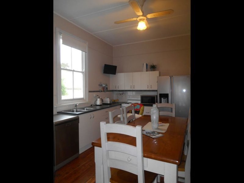 Photo - 14 Catherine Street, Cessnock NSW 2325 - Image 4