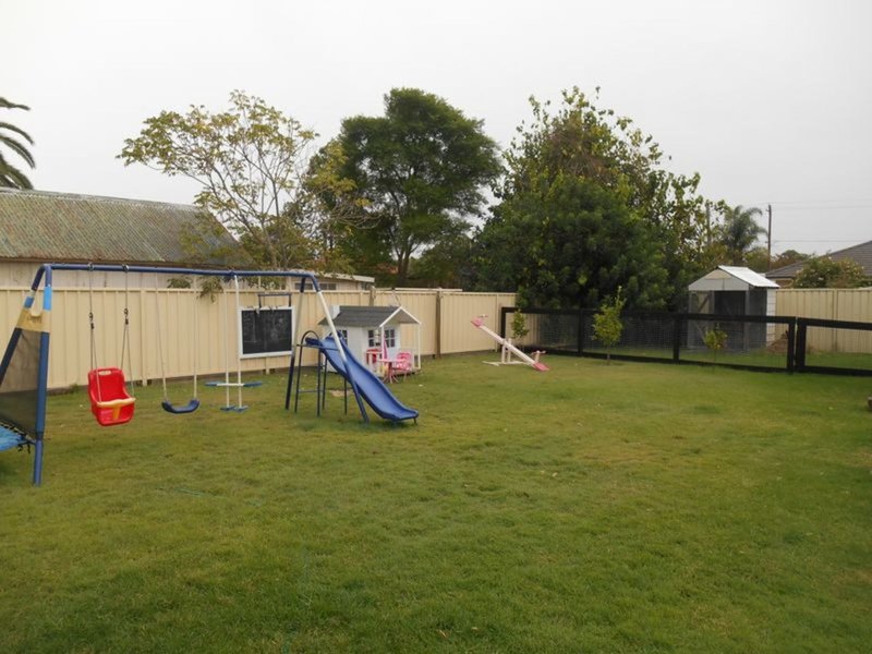 Photo - 14 Catherine Street, Cessnock NSW 2325 - Image 12