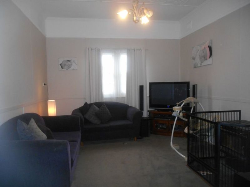 Photo - 14 Catherine Street, Cessnock NSW 2325 - Image 8