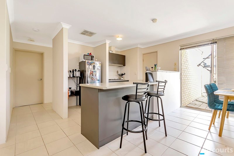 Photo - 14 Celebration Boulevard, Clarkson WA 6030 - Image 12