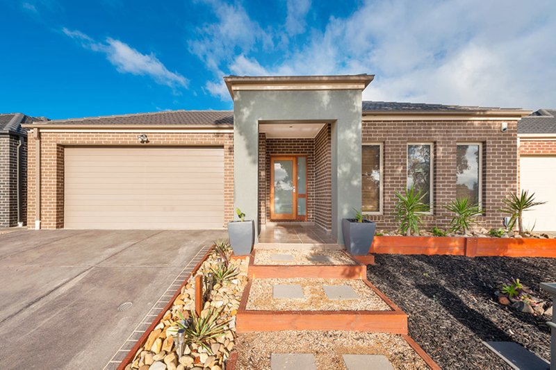 14 Centennial Park Drive, Craigieburn VIC 3064