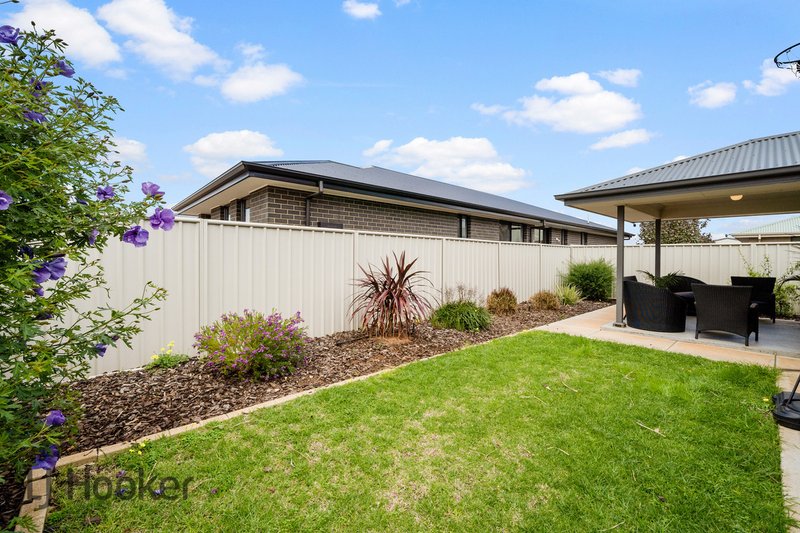 Photo - 14 Central Boulevard, Munno Para West SA 5115 - Image 22