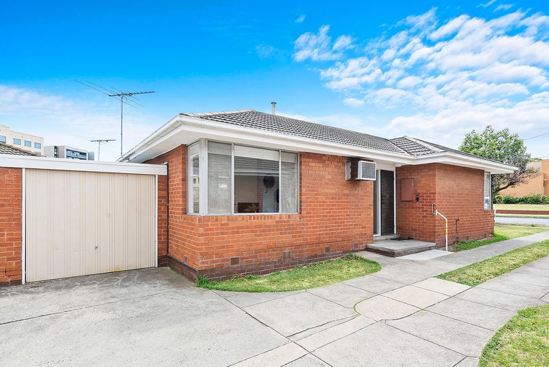 Photo - 1/4 Centre Dandenong Road, Cheltenham VIC 3192 - Image 4