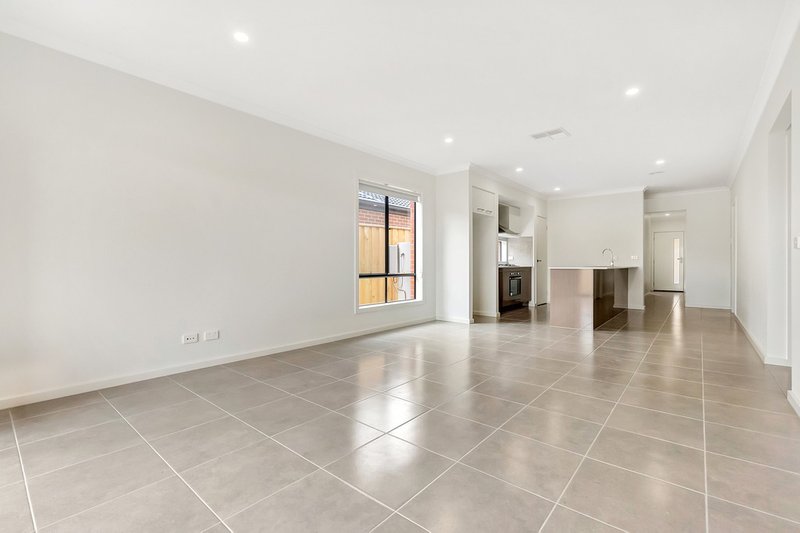 Photo - 14 Cerado Road, Wyndham Vale VIC 3024 - Image 10