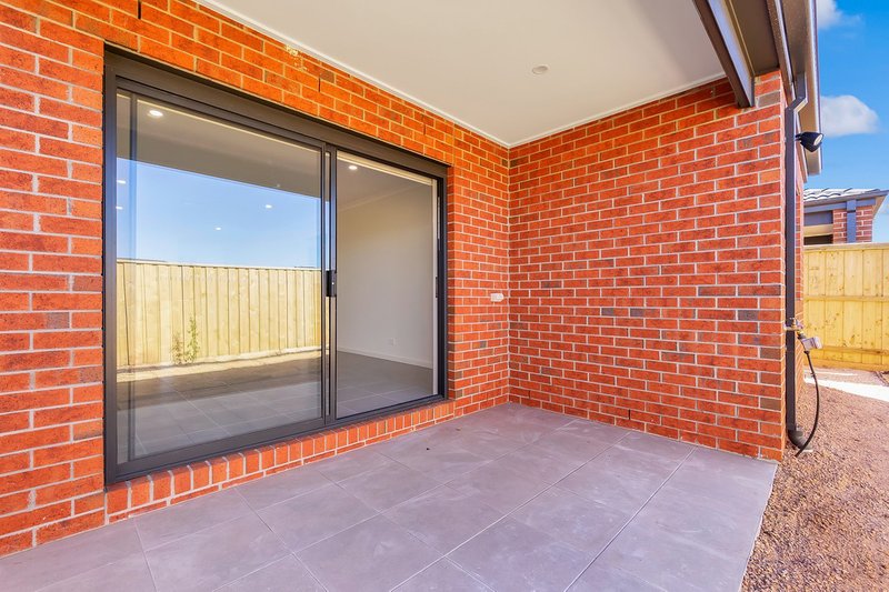 Photo - 14 Cerado Road, Wyndham Vale VIC 3024 - Image 17