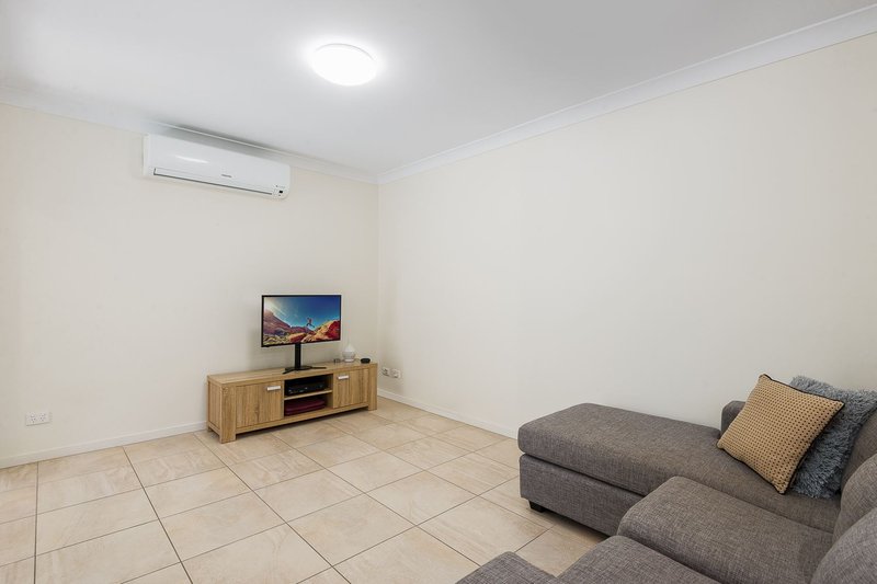 Photo - 14 Ceres Street, Wulkuraka QLD 4305 - Image 3