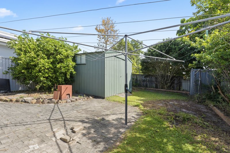 Photo - 14 Chainey Avenue, Miami QLD 4220 - Image 5