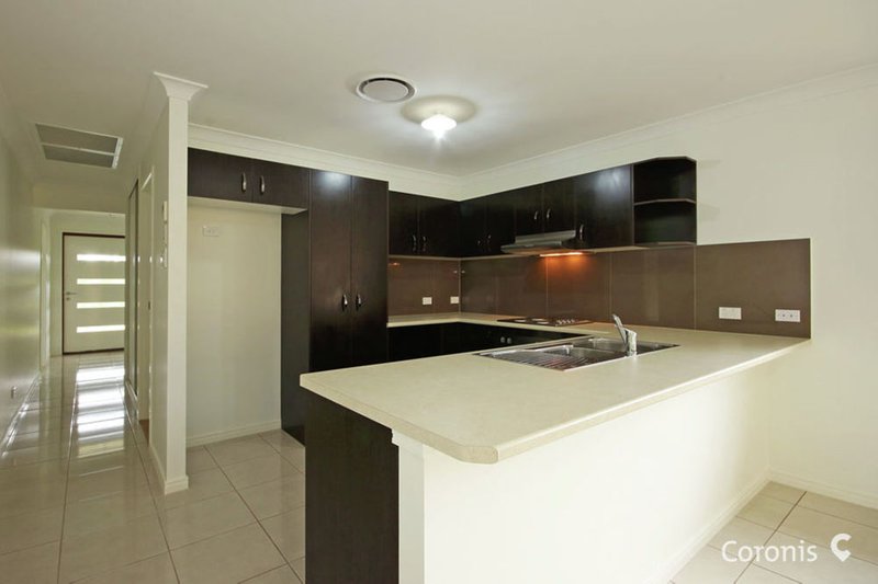 Photo - 14 Chalk Circuit, North Lakes QLD 4509 - Image 3