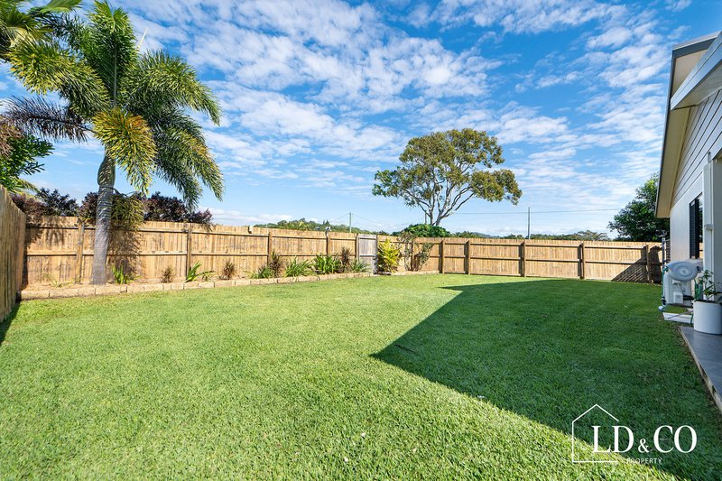 Photo - 14 Chantilly Court, Glenella QLD 4740 - Image 16