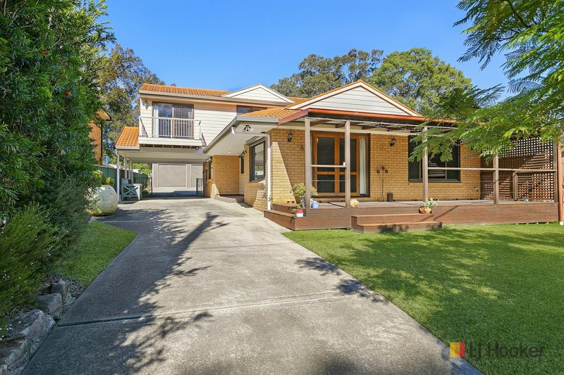 14 Chelmsford Road, Lake Haven NSW 2263