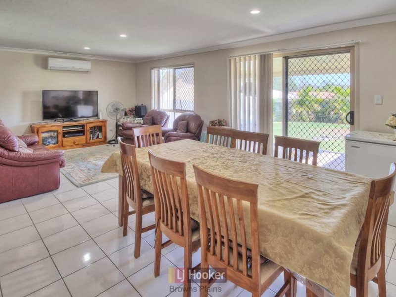 Photo - 14 Chesan Court, Crestmead QLD 4132 - Image 6