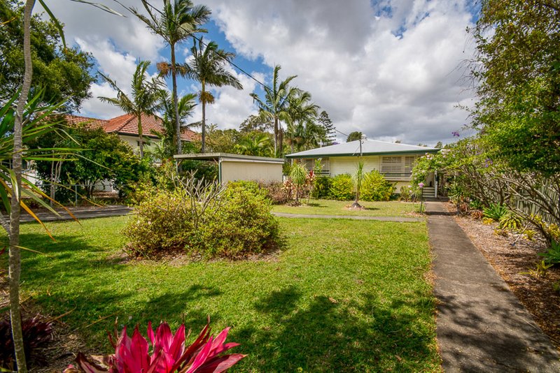 Photo - 14 Chesterfield Street, Wavell Heights QLD 4012 - Image 2