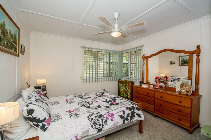 Photo - 14 Chesterfield Street, Wavell Heights QLD 4012 - Image 7