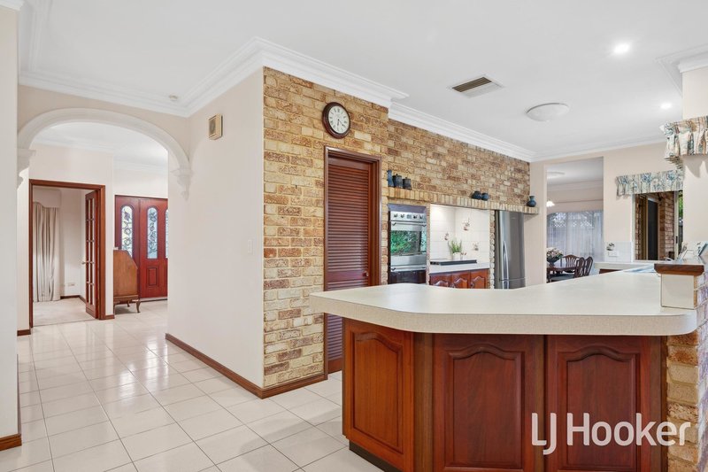 Photo - 14 Chesters Way, Winthrop WA 6150 - Image 11