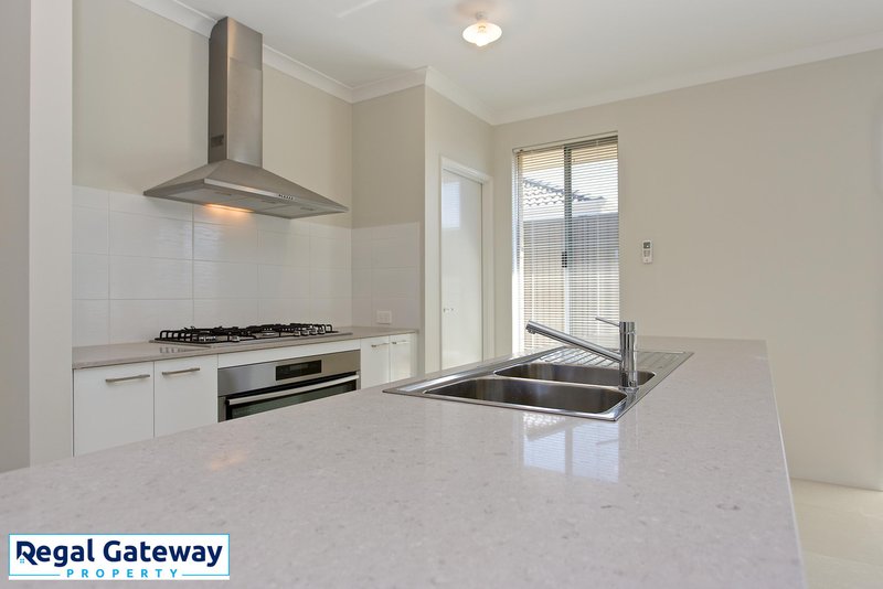 Photo - 14 Chicory Street, Treeby WA 6164 - Image 14