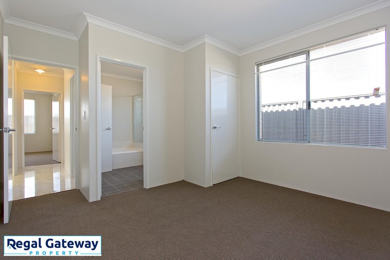 Photo - 14 Chicory Street, Treeby WA 6164 - Image 17