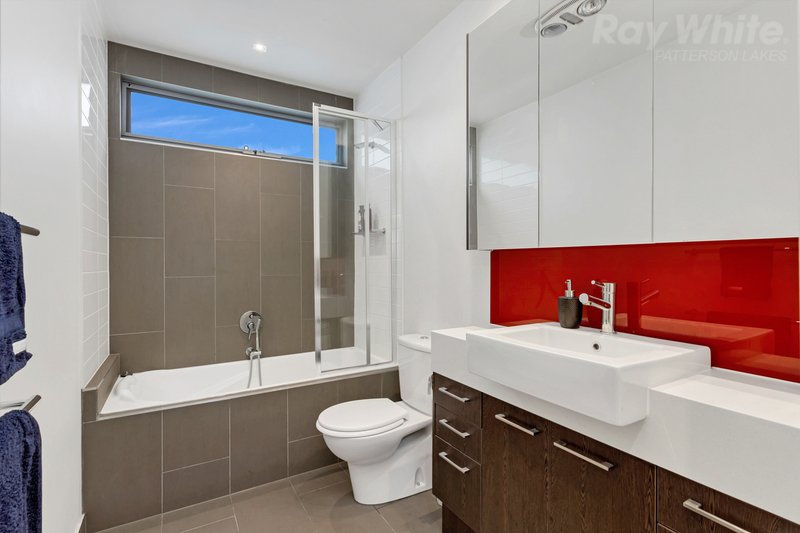 Photo - 14 Chicquita Circuit, Mentone VIC 3194 - Image 10