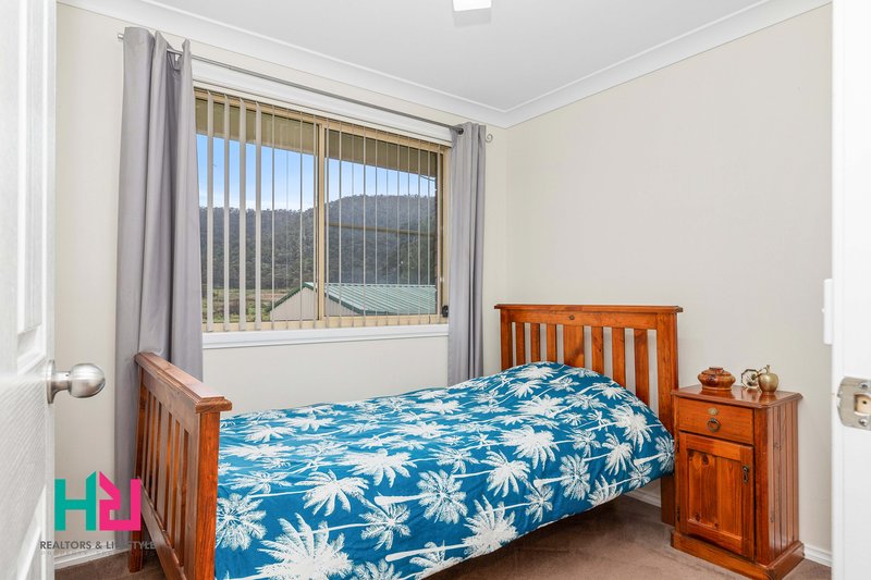 Photo - 14 Chivers Close, Bowenfels NSW 2790 - Image 8