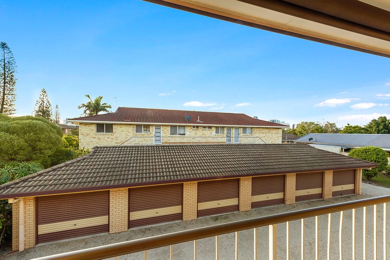 Photo - 14 Christina Court, Mermaid Waters QLD 4218 - Image 11