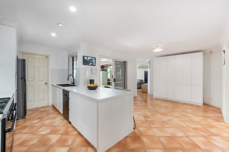 Photo - 14 Christmas Place, Green Valley NSW 2168 - Image 4