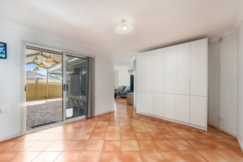 Photo - 14 Christmas Place, Green Valley NSW 2168 - Image 7