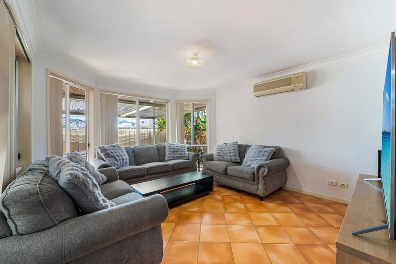 Photo - 14 Christmas Place, Green Valley NSW 2168 - Image 9