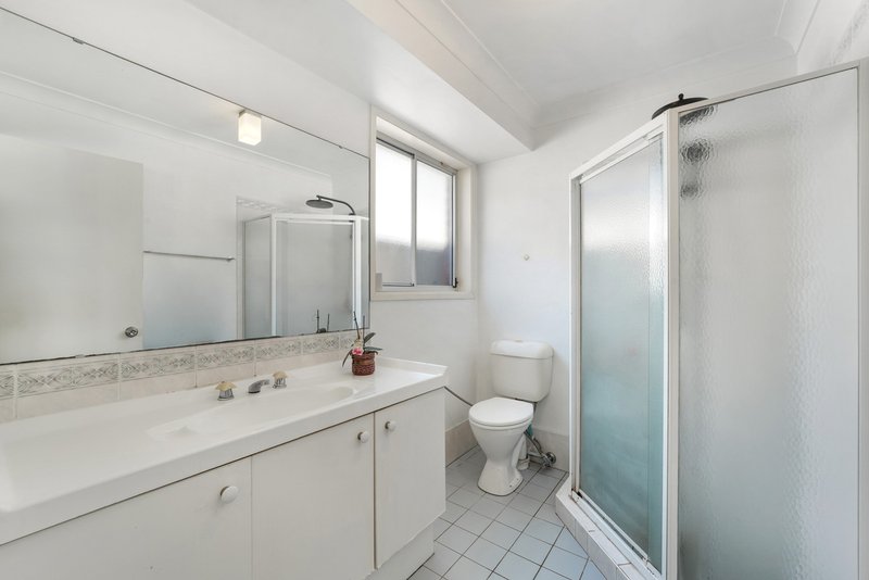 Photo - 14 Christmas Place, Green Valley NSW 2168 - Image 12