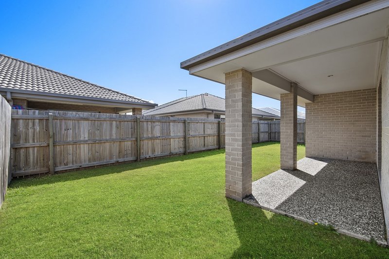 Photo - 14 Clancy Court, Rothwell QLD 4022 - Image 11