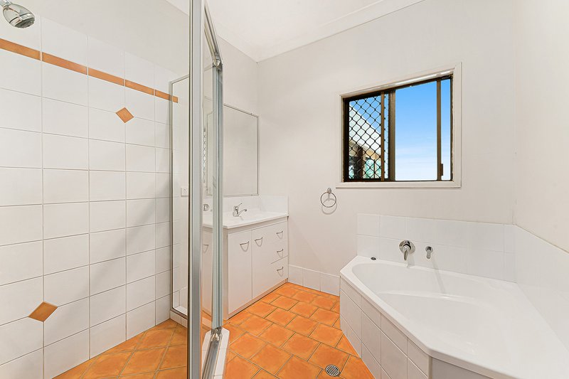 Photo - 14 Clausen Street, Mount Gravatt East QLD 4122 - Image 8