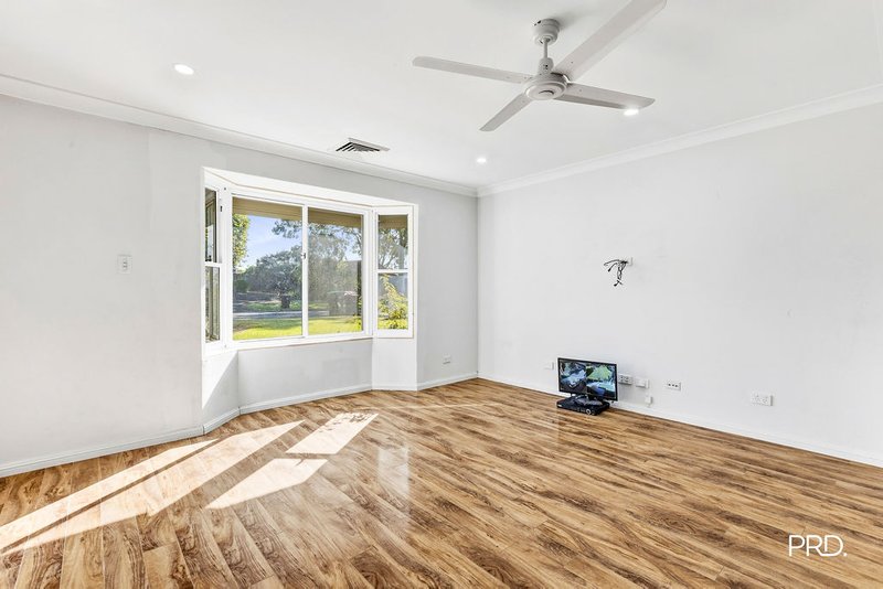 Photo - 14 Clent Street, Jamisontown NSW 2750 - Image 4